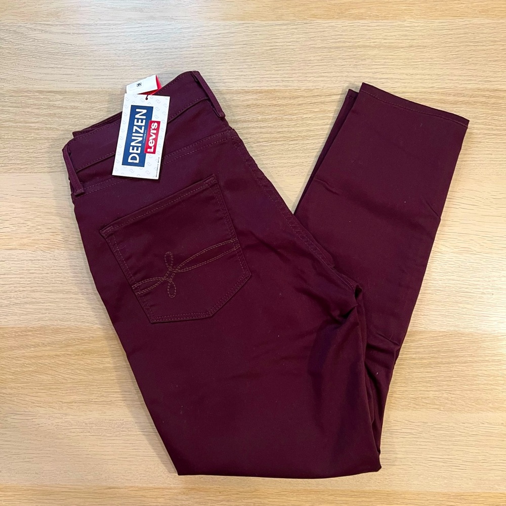 Maroon Levi Jeans
